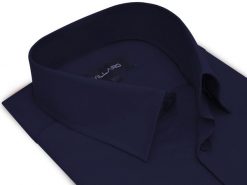 Granatowa gładka koszula męska z długim rękawem 03L. Koszule męskie Mmer / Villaro - Koszule męskie, l, bez wzorów, z bawełny, casualowe, bez kołnierzyka, bez ramiączek. W wyprzedaży za 148.50 zł.