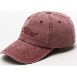 Czapka z daszkiem - Bordowy. Czapki i kapelusze męskie marki House. Za 29.99 zł.