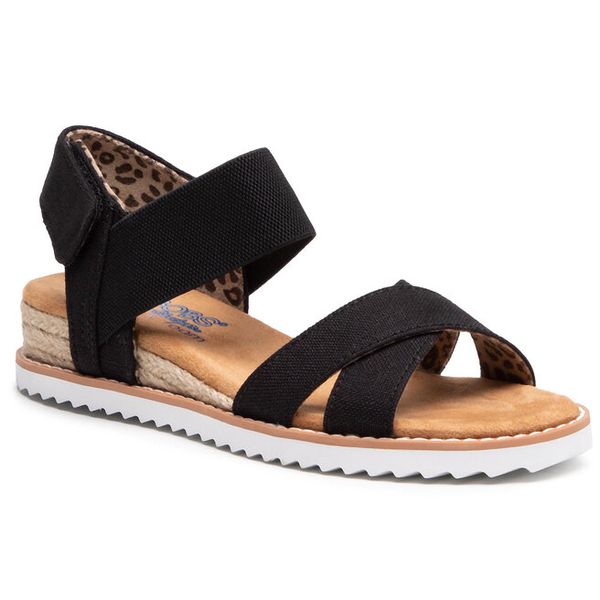 Espadryle Skechers. Czarne sandały damskie Skechers, bez wzorów, bez obcasa, bez zapięcia. Za 149.99 zł.