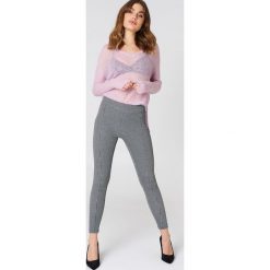 Moves Spodnie Shada - Grey,Multicolor. Szare spodnie materiałowe damskie marki Moves. W wyprzedaży za 101.48 zł.