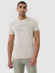4F T-shirt regular z nadrukiem męski - beżowy S. Brązowe koszulki sportowe męskie 4f, m, bez wzorów, z bawełny, bez kołnierzyka, bez ramiączek. W wyprzedaży za 39.99 zł.