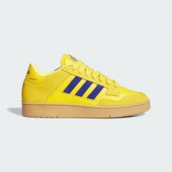 Buty Rapid Court Low. Niebieskie buty sportowe męskie Adidas, przed kostkę, bez zapięcia, do koszykówki. Za 248.60 zł.