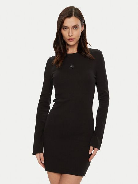 Calvin Klein Jeans Sukienka codzienna J20J225112 Czarny Slim Fit. Czarne sukienki damskie Calvin Klein Jeans, na co dzień, m, bez wzorów, z bawełny, bez kołnierzyka, bez ramiączek, proste. Za 199.99 zł.