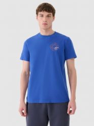 4F T-shirt regular z nadrukiem męski - niebieski S. Niebieskie koszulki sportowe męskie 4f, m, bez wzorów, z bawełny, klasyczne, bez kołnierzyka. W wyprzedaży za 39.99 zł.