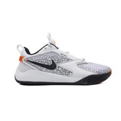 Buty halowe Nike Zoom Hyperace 3 Se. Obuwie sportowe damskie Nike, bez wzorów, do siatkówki, nike zoom. Za 553.20 zł.