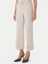 Guess Spodnie materiałowe W6GB17 W1894 Beżowy Regular Fit. Brązowe spodnie materiałowe damskie Guess, xs, z aplikacjami, z materiału. Za 614.99 zł.