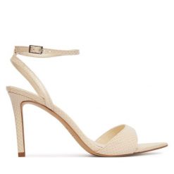 Sandały Aldo. Białe sandały damskie Aldo, bez wzorów, bez obcasa, na szpilce, bez zapięcia. Za 359.99 zł.
