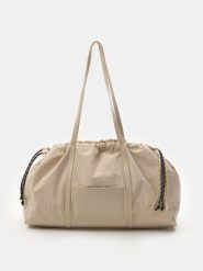 Duża nylonowa torba na ramię - beżowy. Brązowe torby na ramię damskie Sinsay, bez wzorów, z nylonu, duże, bez dodatków. Za 59.99 zł.