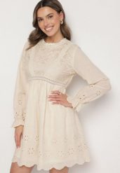 Beżowa Sukienka Boho o Rozkloszowanym Kroju z Haftowanymi Zdobieniami Ifflina. Brązowe sukienki damskie Born2be, na co dzień, l, z aplikacjami, z materiału, boho, bez kołnierzyka, bez ramiączek, mini, rozkloszowane. Za 119.99 zł.