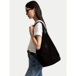 Torebka Polo Ralph Lauren. Czarne torebki do ręki damskie Polo Ralph Lauren, bez wzorów, bez dodatków. Za 3,499.00 zł.