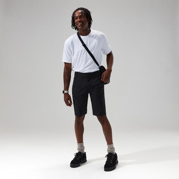 Spodenki męskie Berghaus Navigator 2.0 Short. Czarne krótkie spodenki sportowe męskie Berghaus, na lato, m, bez wzorów, z materiału, klasyczne. Za 335.49 zł.