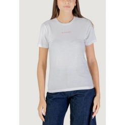 Koszulka crop top Kobieta ONLY ONLALESSIA S/S TEE CS JRS. Brązowe t-shirty damskie Only, s, bez wzorów, z bawełny, casualowe, bez kołnierzyka. Za 107.05 zł.