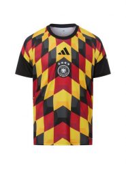 Adidas Originals Koszulka - DFB Mężczyźni żółty|wielokolorowy, S. Żółte koszulki sportowe męskie adidas Originals, m, bez wzorów, z syntetyku, bez kołnierzyka, bez ramiączek. Za 229.95 zł.