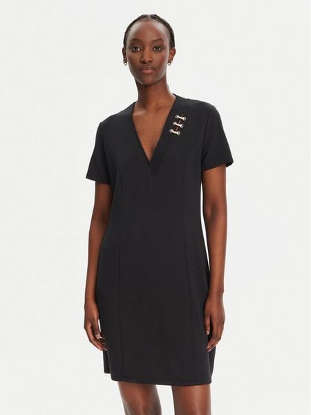 Liu Jo Sport Sukienka codzienna TA5290 J4869 Czarny Regular Fit. Czarne sukienki damskie Liu Jo Sport, na co dzień, xs, bez wzorów, z syntetyku, sportowe, bez kołnierzyka, bez ramiączek, proste. Za 339.99 zł.