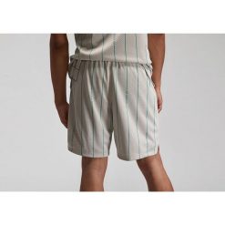 Spodenki męskie nike air jordan essentials printed shorts light orewood brown. Brązowe krótkie spodenki sportowe męskie Nike, m, bez wzorów, do biegania. Za 249.00 zł.