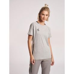 Koszulka damska Hummel Cima Xk. Szare koszulki sportowe damskie Hummel, bez wzorów, z bawełny, na fitness i siłownię. Za 148.00 zł.