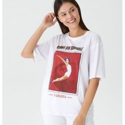 Koszulka oversize - Biały. T-shirty damskie marki House. Za 35.99 zł.
