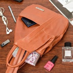 Rudy Polski Plecak Damski Skórzany Trójkąt Pojemny Q60. Brązowe plecaki damskie bez wzorów. Za 219.90 zł.