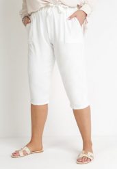 Białe Szorty z Nogawką za Kolano z Gumką w Pasie i Wiązaniem Gentria. Białe szorty damskie Born2be, plus size, bez wzorów, z materiału. Za 44.99 zł.