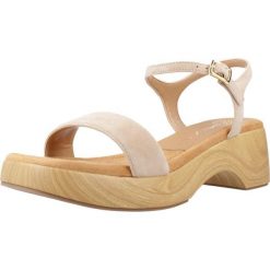 Sandały UNISA IRITA KS Beżowy. Brązowe obuwie sportowe damskie Unisa, bez wzorów, ze skóry, trekkingowe. Za 354.99 zł.