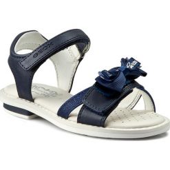 Sandały GEOX - J Sand.Giglio B J62E2B 054AS C4002 Navy. Sandały dziewczęce marki Geox. W wyprzedaży za 169.00 zł.