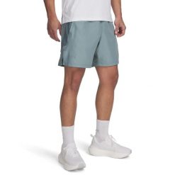 Szorty Under Armour Launch Elite. Zielone krótkie spodenki sportowe męskie Under Armour, s, bez wzorów, z materiału, do biegania. Za 252.50 zł.