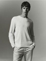 Strukturalny sweter z bawełny - złamana biel. Swetry przez głowę męskie Reserved, l, bez wzorów, z bawełny, bez kołnierzyka. Za 129.99 zł.