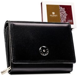 Elegancki i kompaktowy portfel damski w czarnym kolorze wykonany ze skóry naturalnej - Peterson. Czarne portfele damskie Peterson, bez wzorów, ze skóry. Za 99.99 zł.