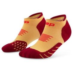 Damskie skarpety kompresyjne do biegania stopki sportowe Core Run. Czerwone skarpety damskie CEP, bez wzorów, z elastanu. Za 69.00 zł.