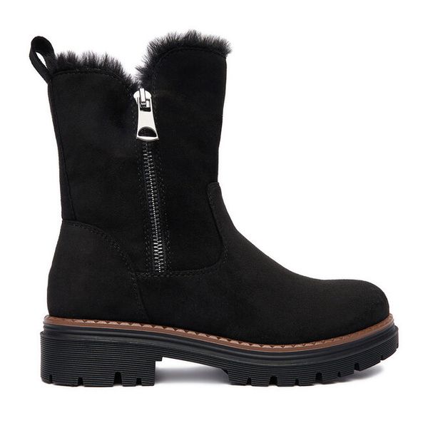 Botki Clara Barson. Czarne botki damskie Clara Barson, bez obcasa, na płaskiej podeszwie, bez zapięcia. Za 99.99 zł.