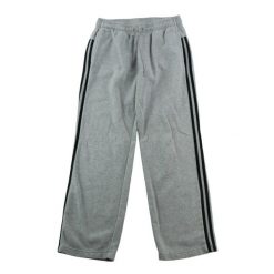 Second life - Damskie spodnie dresowe o prostym kroju szare - Stan bardzo dobry. Szare spodnie dresowe damskie Adidas, m, bez wzorów, z dresówki, do biegania. Za 122.16 zł.