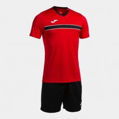 Zestaw koszulka treningowa i spodenki Joma Victory. Czarne koszulki sportowe męskie Joma, l, bez wzorów, bez kołnierzyka, bez ramiączek, do piłki nożnej. Za 252.00 zł.