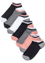 Skarpety do sneakersów z bawełny organicznej (7 par). Czarne skarpety damskie bonprix, bez wzorów, z bawełny. Za 47.99 zł.