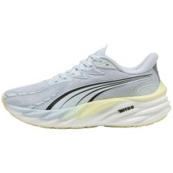 Buty do biegania damskie Puma Velocity Nitro 4. Niebieskie obuwie sportowe damskie Puma, bez wzorów, z materiału, do biegania. Za 661.60 zł.