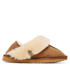 Kapcie EMU Australia. Brązowe kapcie damskie Emu Australia, bez wzorów. Za 529.99 zł.