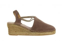Sandały Toni Pons Tremp Taupe 204015, Beżowy, - 39. Brązowe sandały damskie Toni Pons, bez wzorów, z bawełny, bez obcasa, bez zapięcia. W wyprzedaży za 206.10 zł.