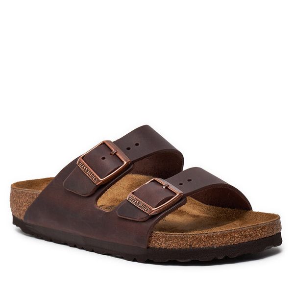 Klapki Birkenstock. Brązowe klapki damskie Birkenstock, bez wzorów, bez obcasa. Za 429.99 zł.