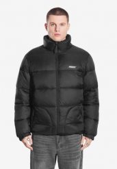 Kurtka turystyczna męska Prosto Puffer Void-9 zimowa. Czarne kurtki męskie Prosto., na zimę, m, z aplikacjami, z poliamidu, klasyczne, bez kaptura. Za 399.99 zł.