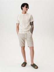 Szorty jogger z lnem - beżowy. Brązowe szorty męskie Sinsay, m, bez wzorów. Za 59.99 zł.