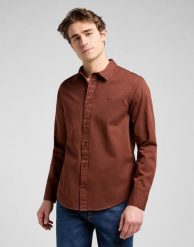 MESKA KOSZULA LEE PATCH SHIRT LUXE BROWN 112370549. Brązowe koszule męskie Lee, s, bez wzorów, bez kołnierzyka, bez ramiączek. Za 169.99 zł.