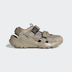 Sandały TERREX Hydroterra. Brązowe sandały męskie Adidas, bez zapięcia. Za 431.45 zł.