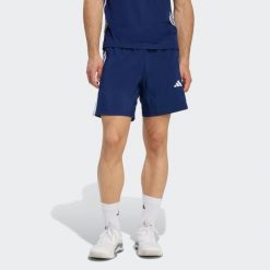 SZORTY TRENINGOWE WORKOUT ESSENTIALS BASE 3 STRIPES WOVEN. Białe krótkie spodenki sportowe męskie Adidas, s, bez wzorów, z materiału, do biegania, climacool (adidas). Za 149.00 zł.