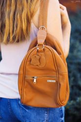 Jasnoszary Plecak damski skórzany torebka 2w1 Beltimore 019. Szare plecaki damskie bez wzorów. Za 179.90 zł.