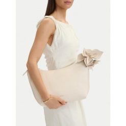 Torebka GINO ROSSI. Białe torebki do ręki damskie Gino Rossi, bez wzorów, klasyczne, bez dodatków. Za 229.99 zł.