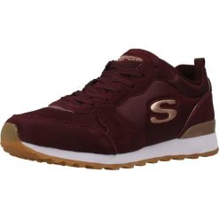 Buty do chodzenia damskie Skechers OG 85. Czerwone obuwie sportowe damskie Skechers, bez wzorów, z materiału, trekkingowe, Skechers Sport. Za 289.99 zł.