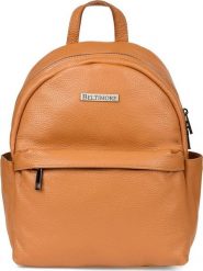 Beltimore Camelowy mały skórzany plecak damski elegancki plecaczek A5 Beltimore P15 NoSize. Plecaki damskie Beltimore, bez wzorów, eleganckie. Za 239.99 zł.