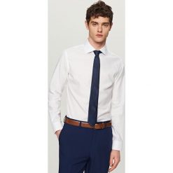 Bawełniana koszula regular fit - Biały. Koszule męskie marki Reserved. Za 99.99 zł.