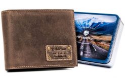 Portfel męski Peterson PTN 304G brązowy. Brązowe portfele męskie Peterson, bez wzorów, z nubiku. Za 159.99 zł.