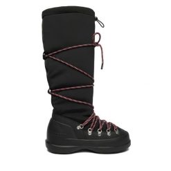 Śniegowce Moon Boot. Czarne śniegowce i trapery damskie Moon Boot. Za 1,039.00 zł.