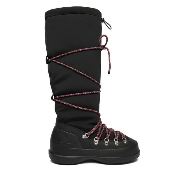 Śniegowce Moon Boot. Czarne śniegowce i trapery damskie Moon Boot. Za 1,039.00 zł.